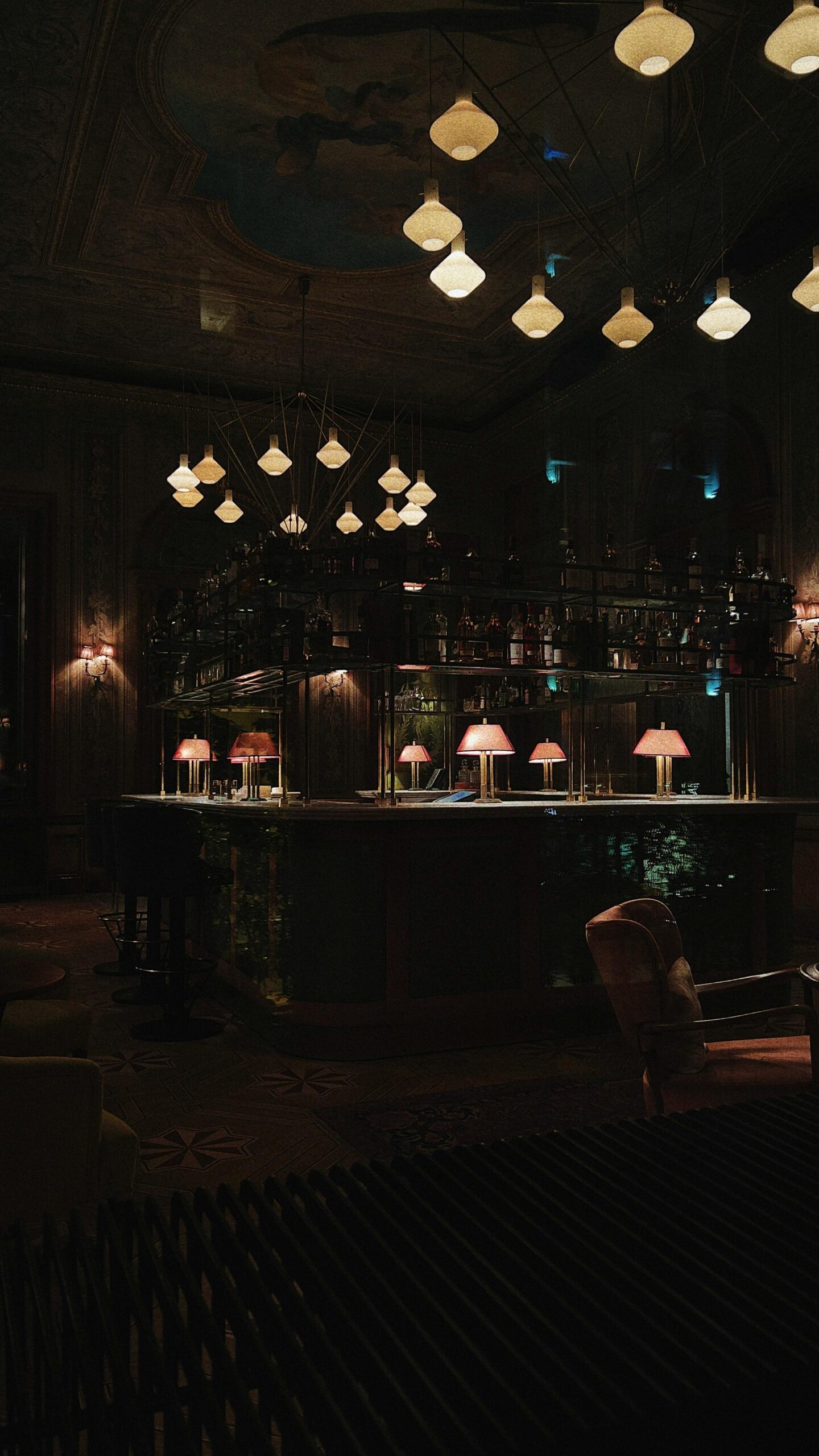 Dark ambiance restaurant 